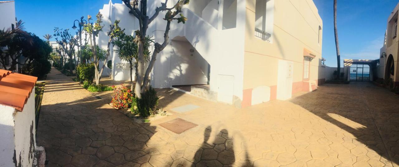 Preciosa Casita Junto Al Mar Villa Roquetas de Mar Dış mekan fotoğraf